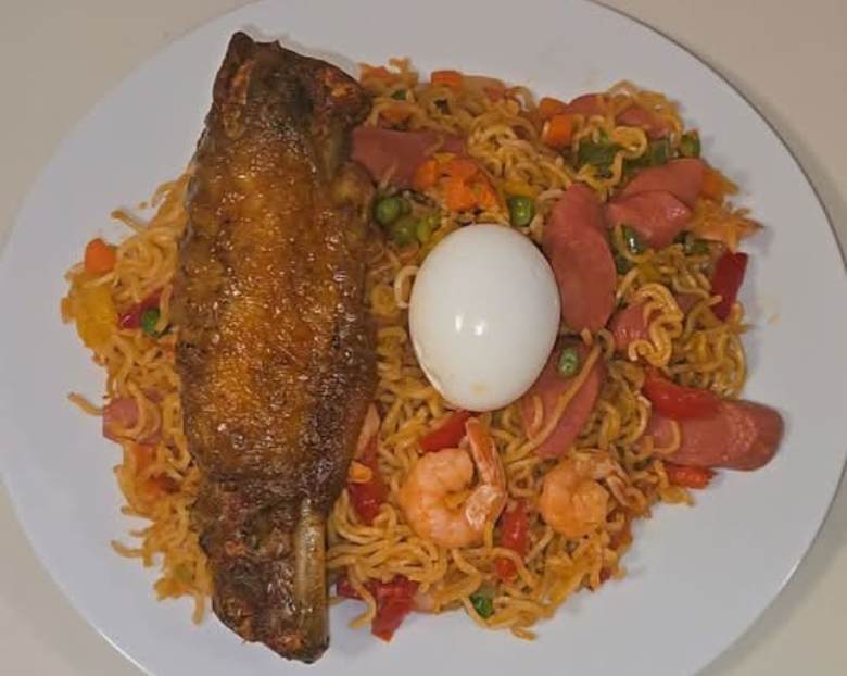 Indomie Stir-Fry Combo (Shrimp, Sausage, Turkey & Egg)