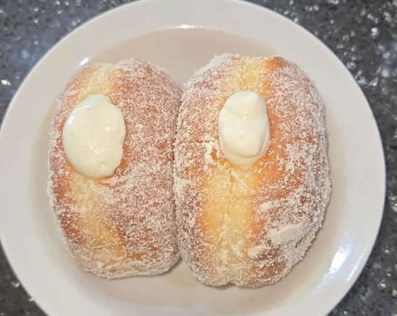 Milky Donuts (2 Pieces)